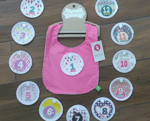 Babero de meses