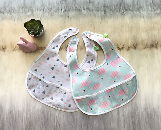 Babero Plástico/comer